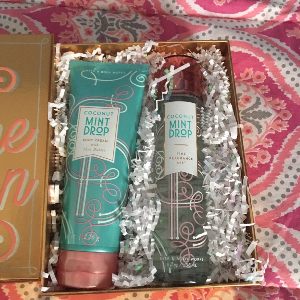 Bath and body. Gift set new in box